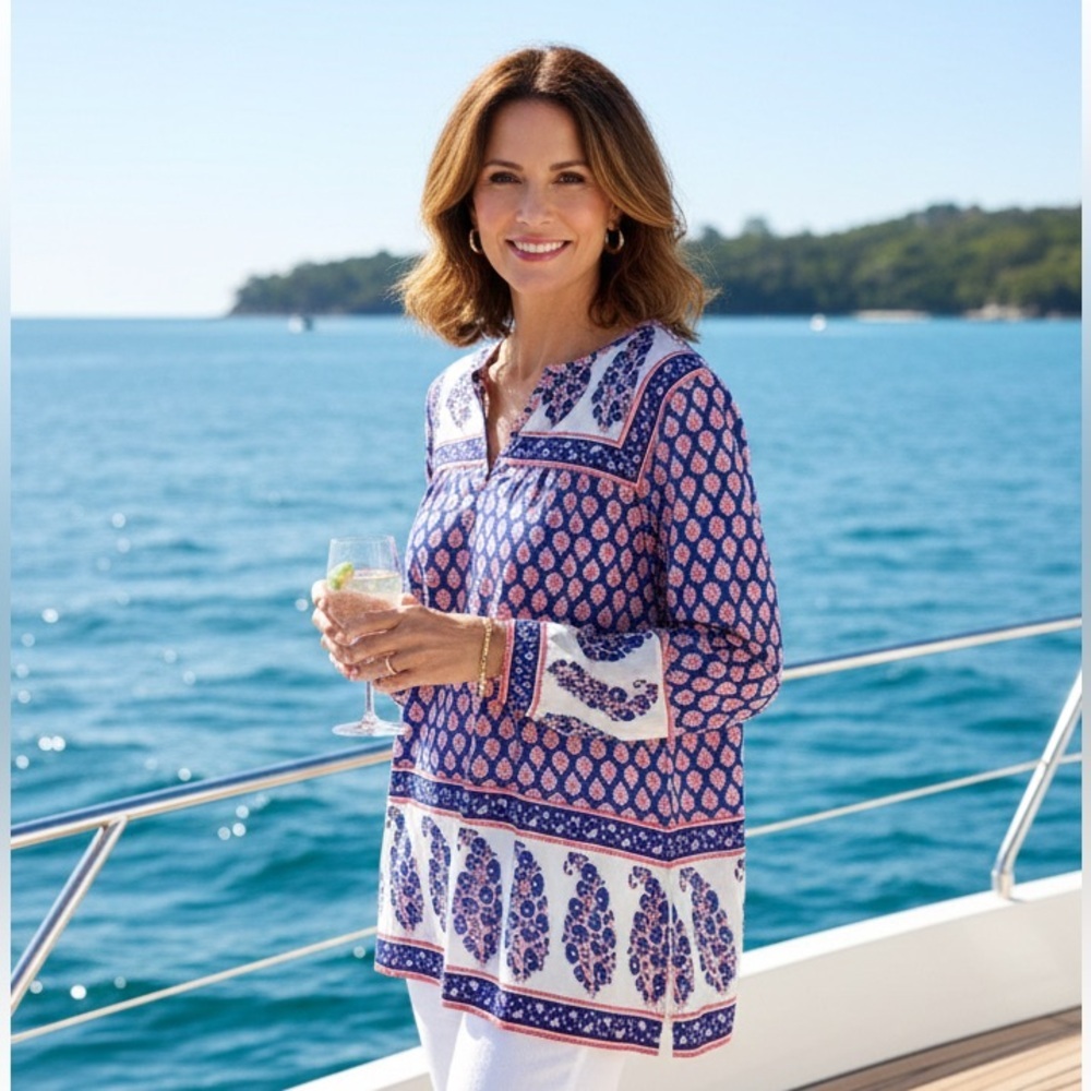J. Crew Women's Blue and White Patterned Blouse